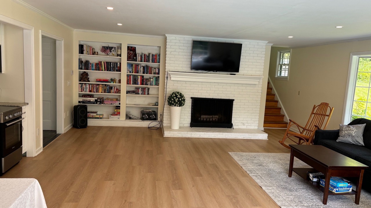 Photo of Livingroom in Southbury