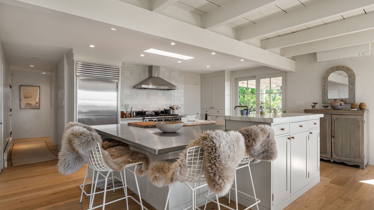 Photo of Kitchen in Northeast Santa Fe