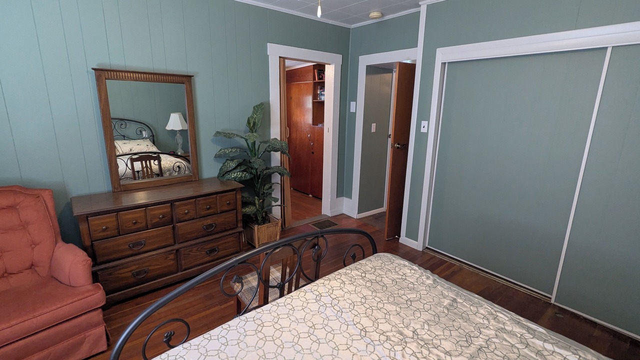 Photo of Bedroom in Hemphill