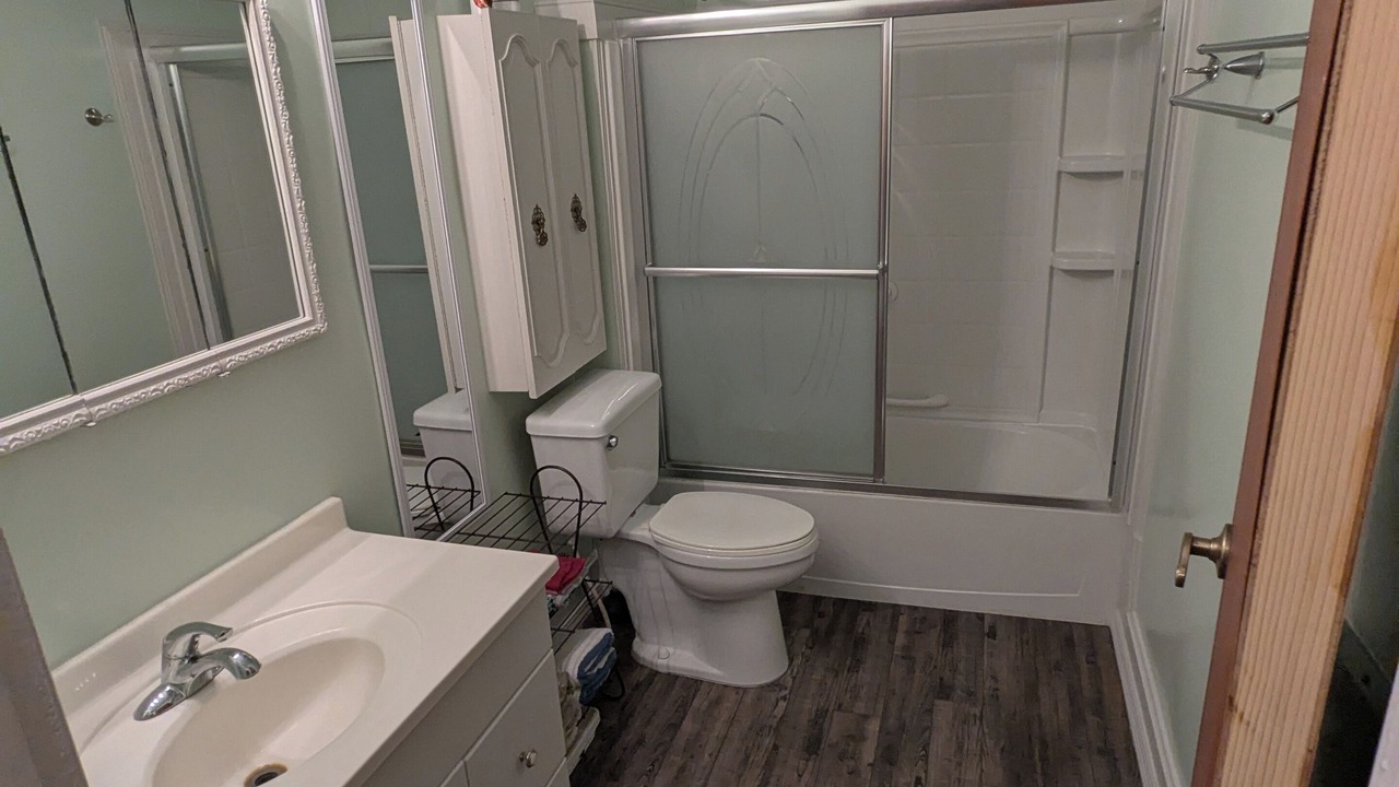 Photo of Bathroom in Hemphill