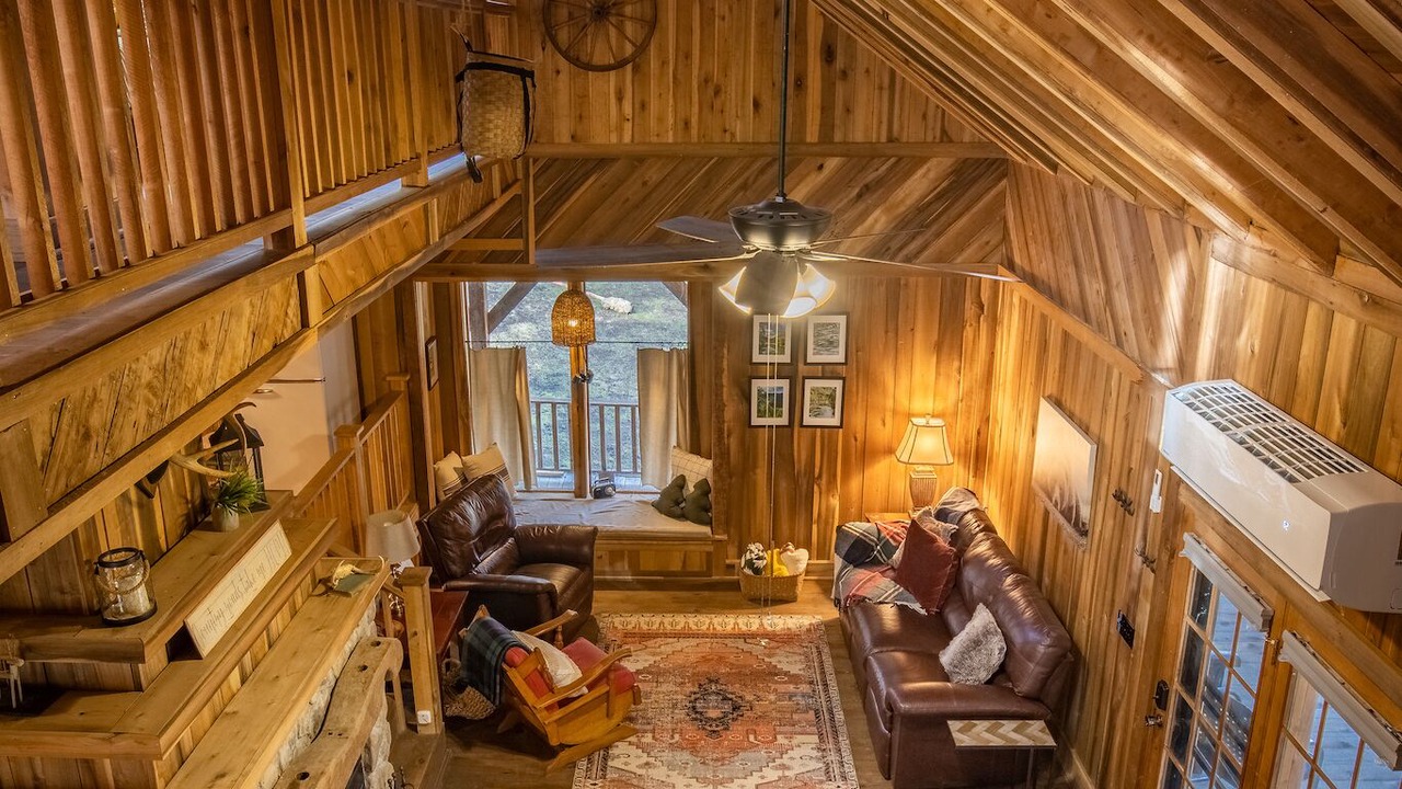 Photo of Livingroom in Ansted