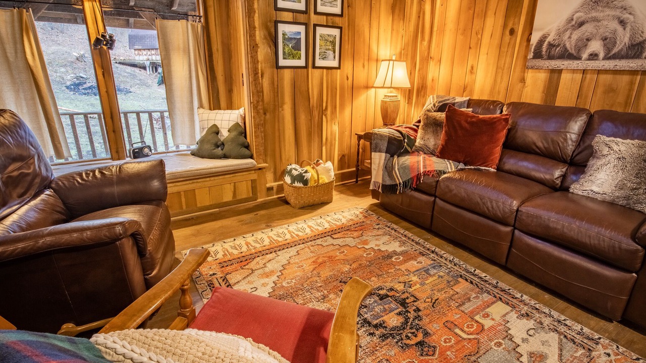 Photo of Livingroom in Ansted