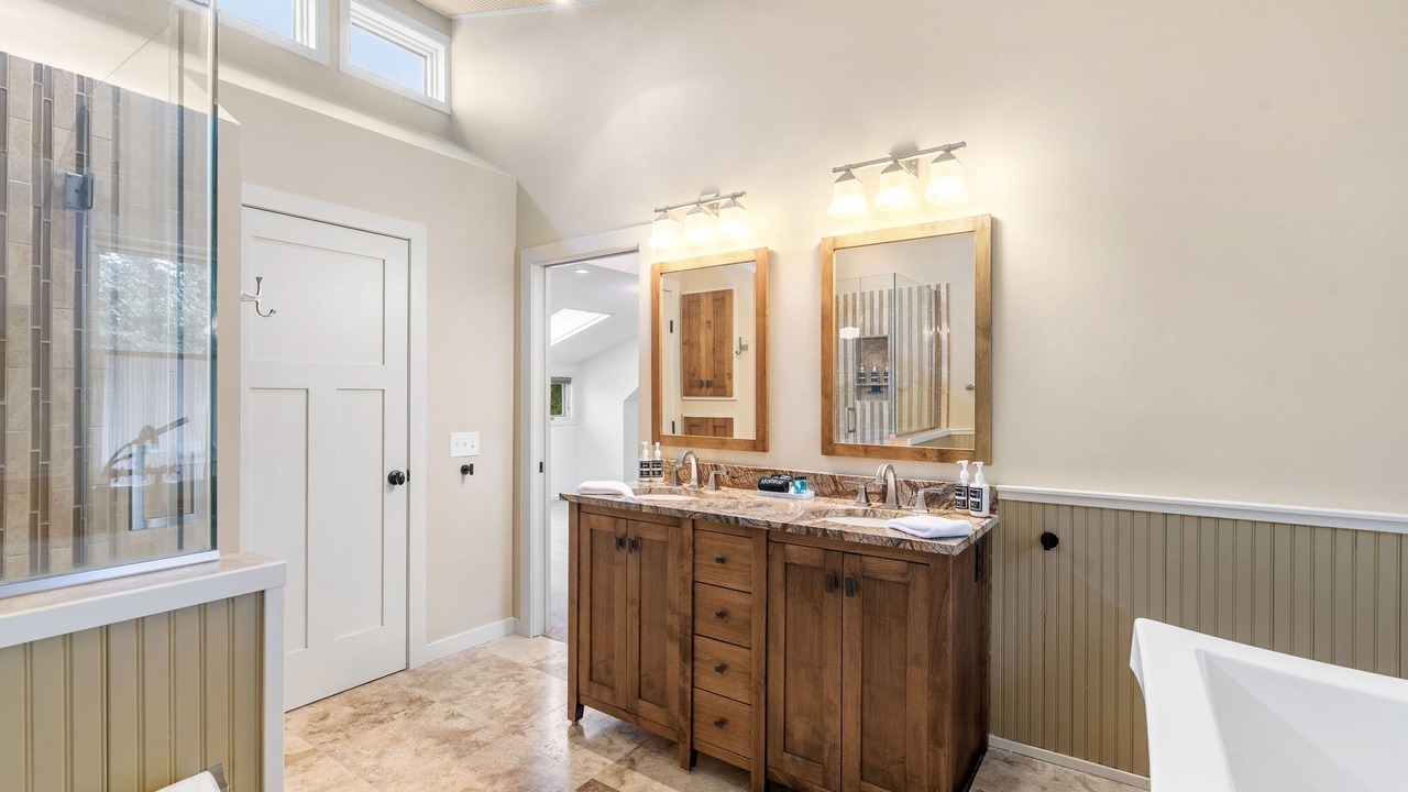 Photo of Bathroom in Minnetonka