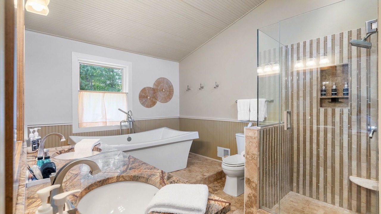 Photo of Bathroom in Minnetonka