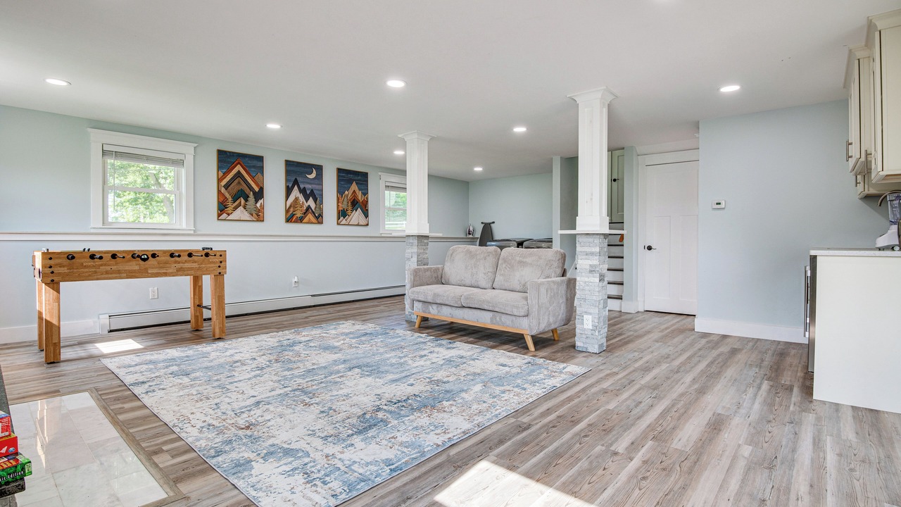 Photo of Livingroom in Suncook