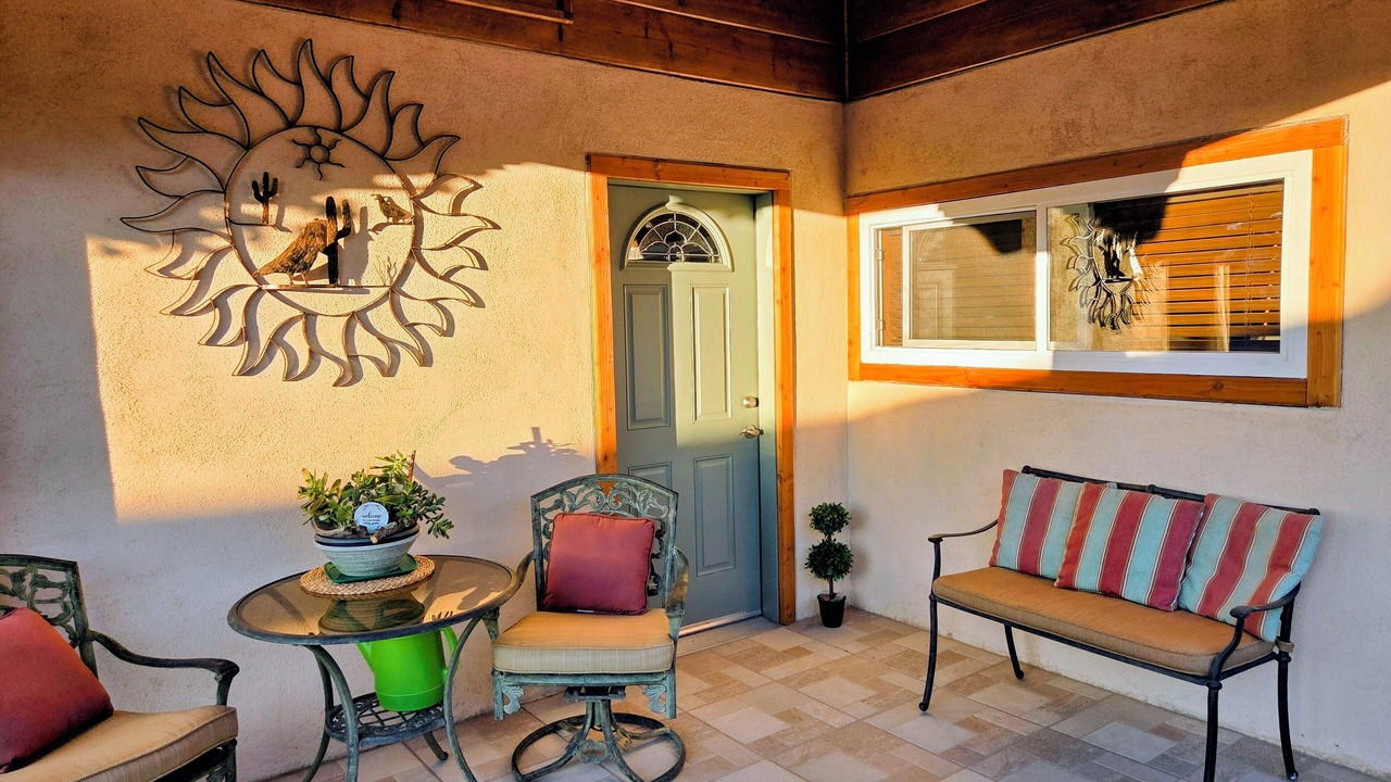 Photo of Patio Balcony in Bernalillo