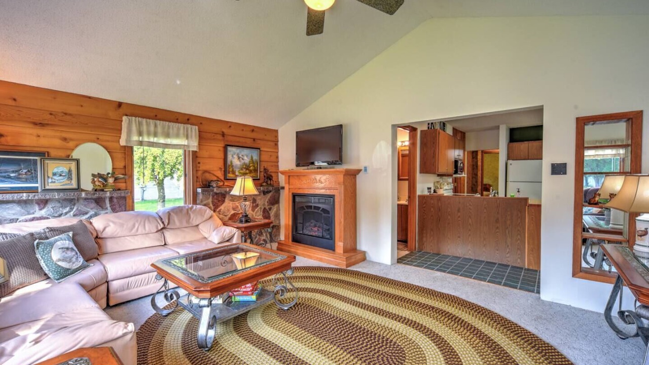 Photo of Livingroom in Webster