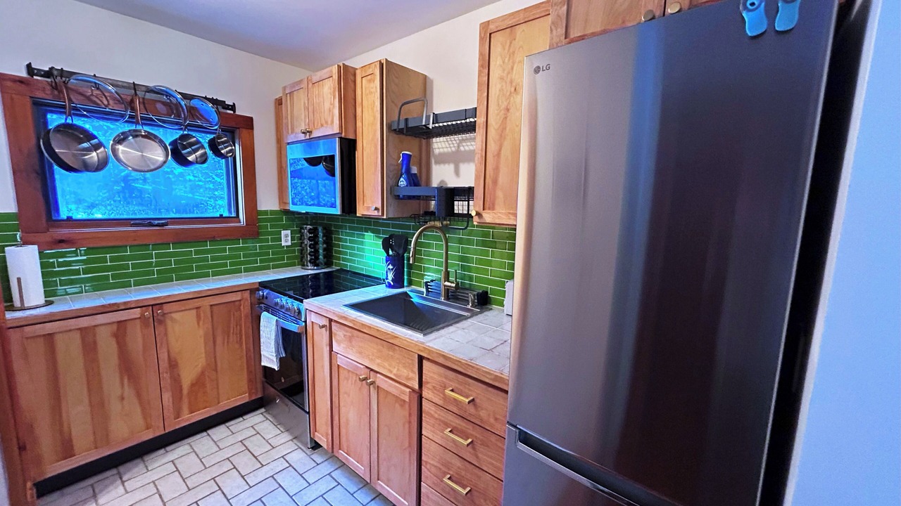 Photo of Kitchen in Leverett