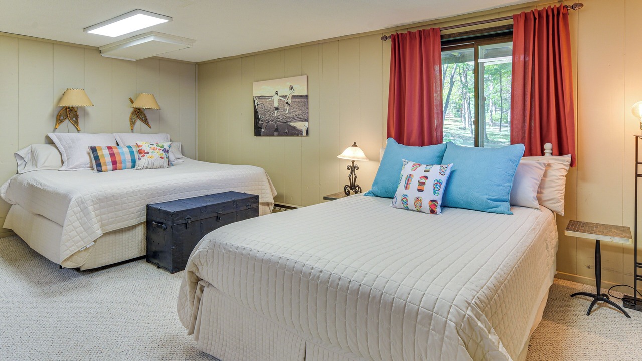Photo of Bedroom in Minong