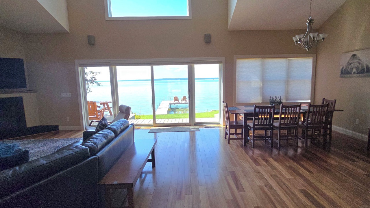 Photo of Livingroom in Cheboygan