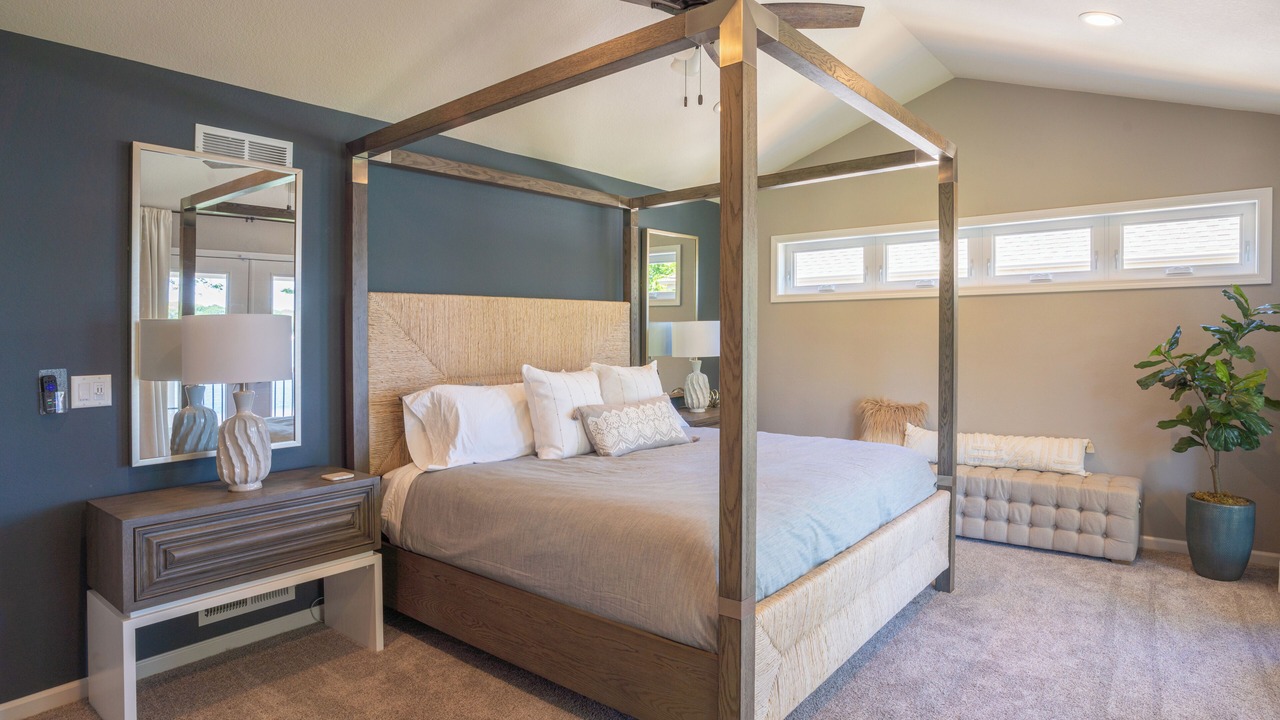 Photo of Bedroom in Colgate