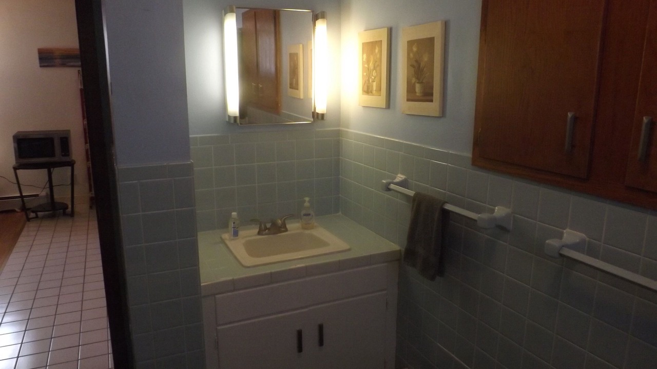 Photo of Bathroom in Kutzky Park