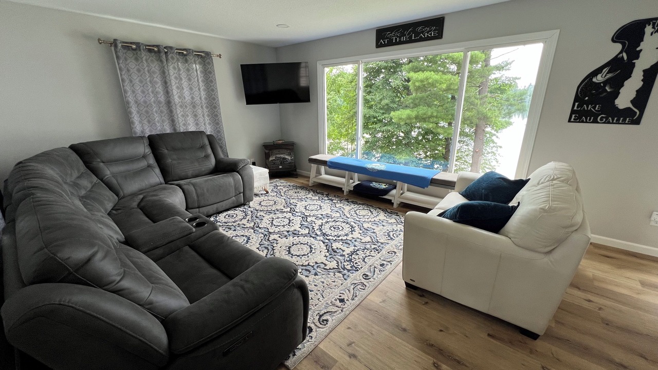 Photo of Livingroom in Eau Galle
