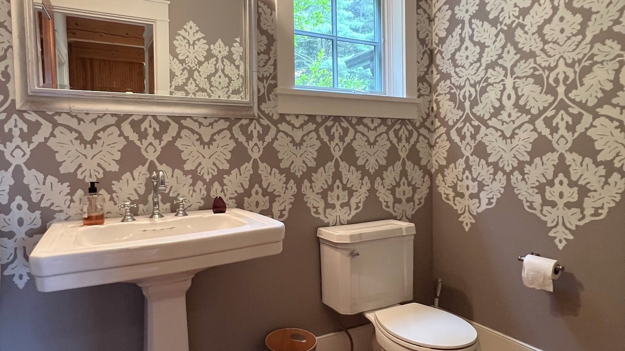 Photo of Bedroom in Stowe Area