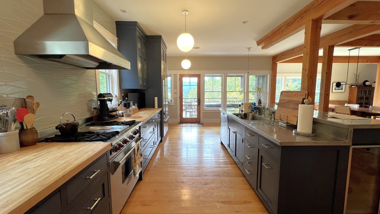 Photo of Kitchen in Stowe Area