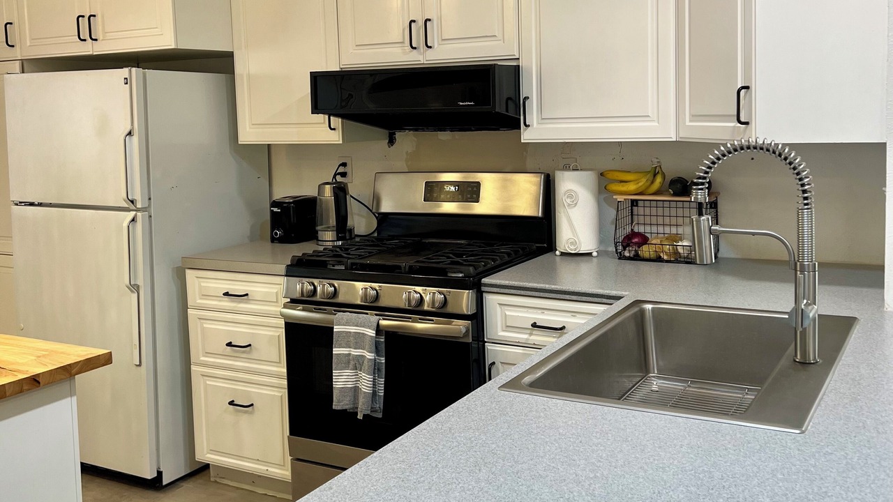 Photo of Kitchen in Alamedan Valley