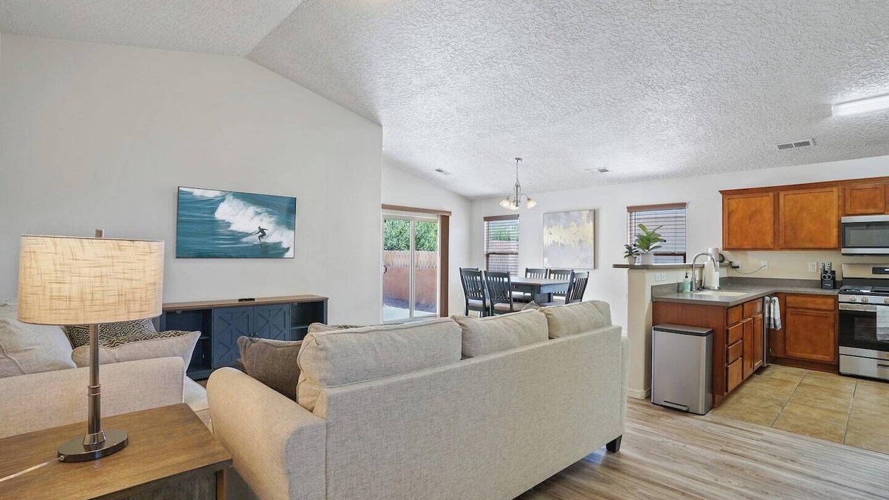 Photo of Livingroom in Rio Rancho
