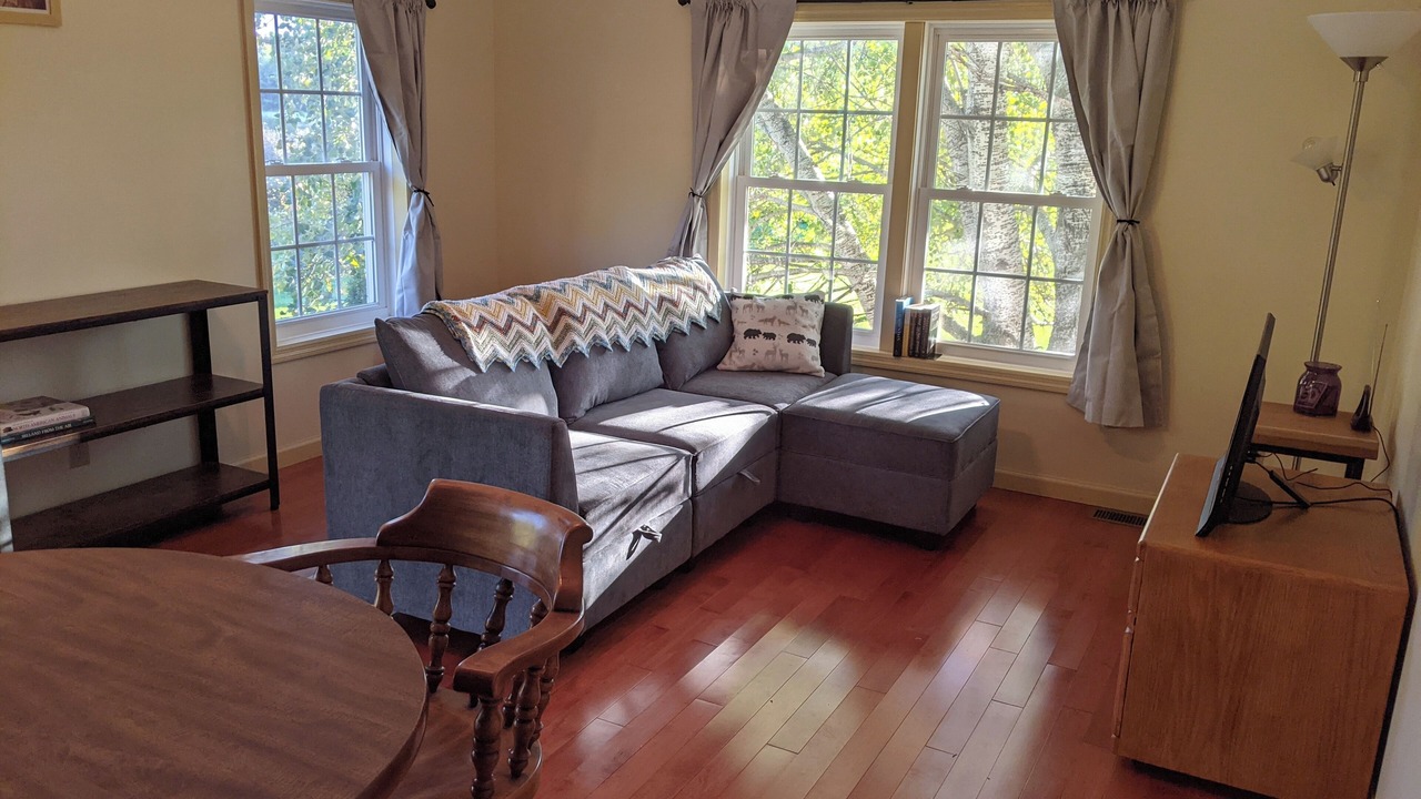 Photo of Livingroom in Addison