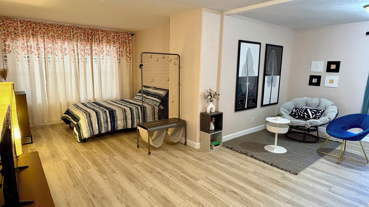 Photo of Bedroom in North Albuquerque Acres