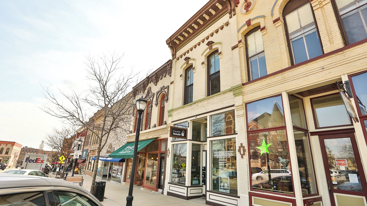 Photo of Others in Monroe