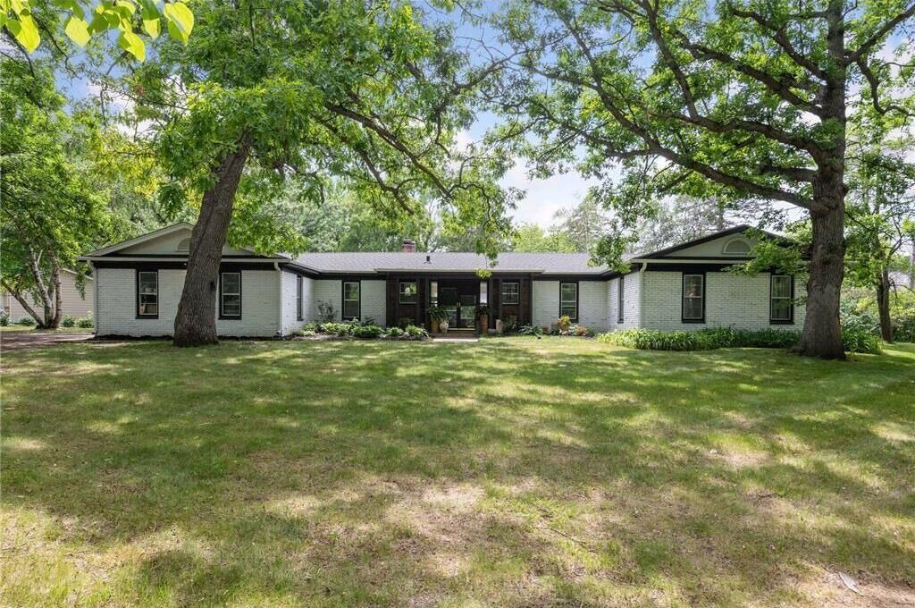 Photo of Outdoor in Minnetonka