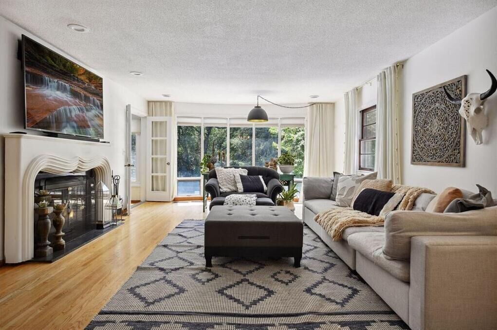 Photo of Livingroom in Minnetonka