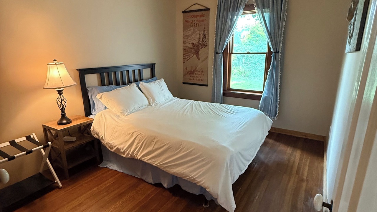 Photo of Bedroom in Elizabethtown