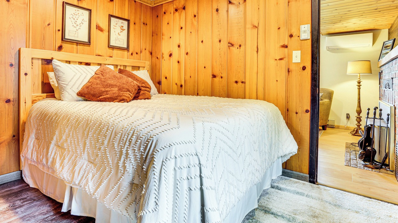 Photo of Bedroom in Somerset
