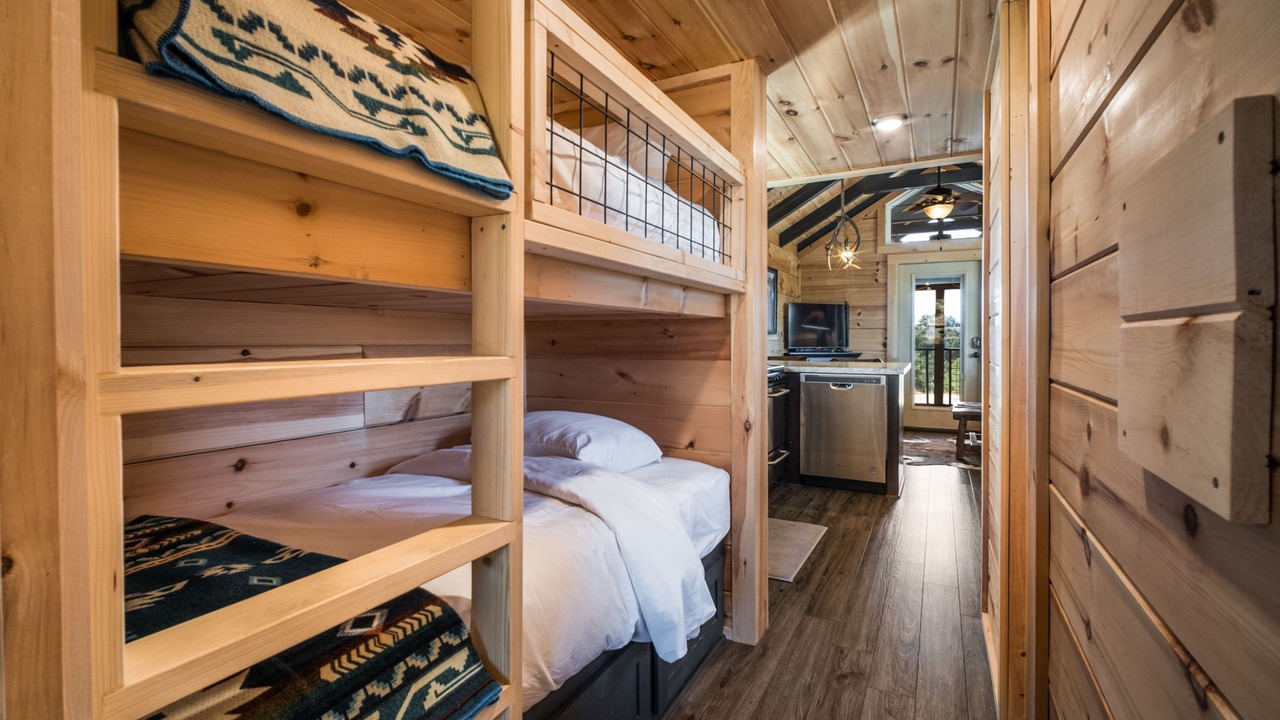 Photo of Bedroom in Valdez