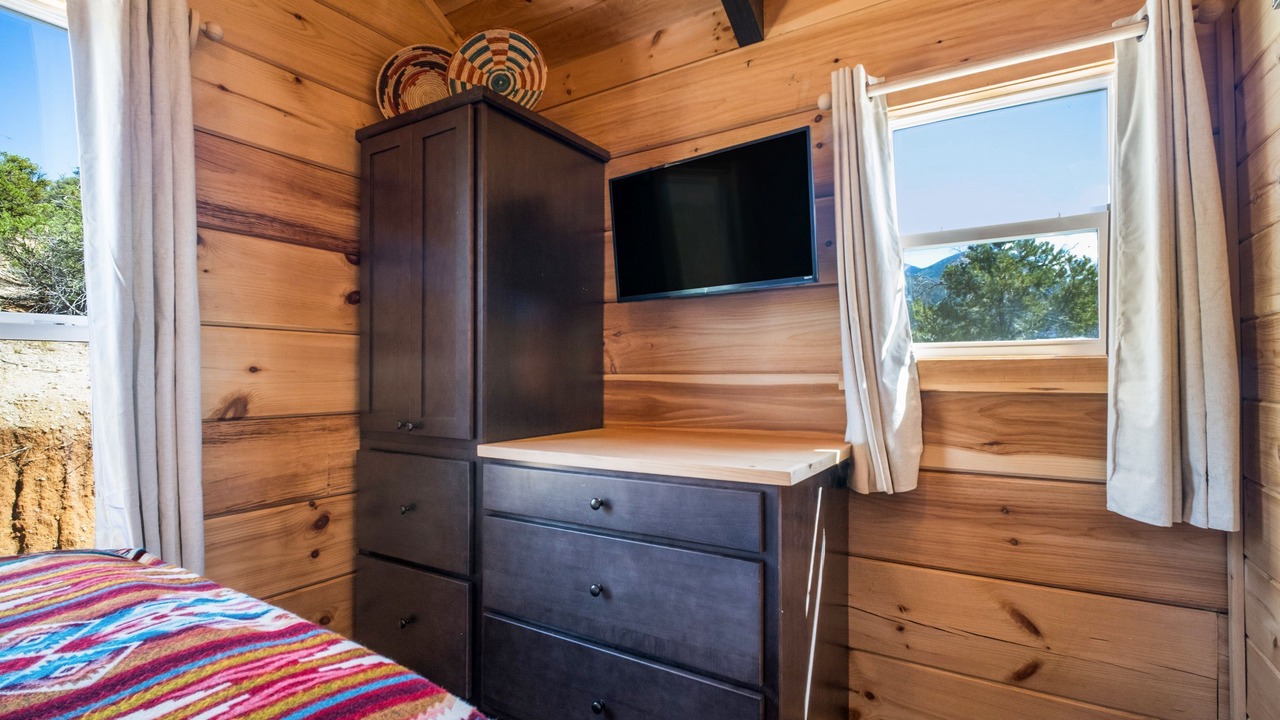 Photo of Bedroom in Valdez