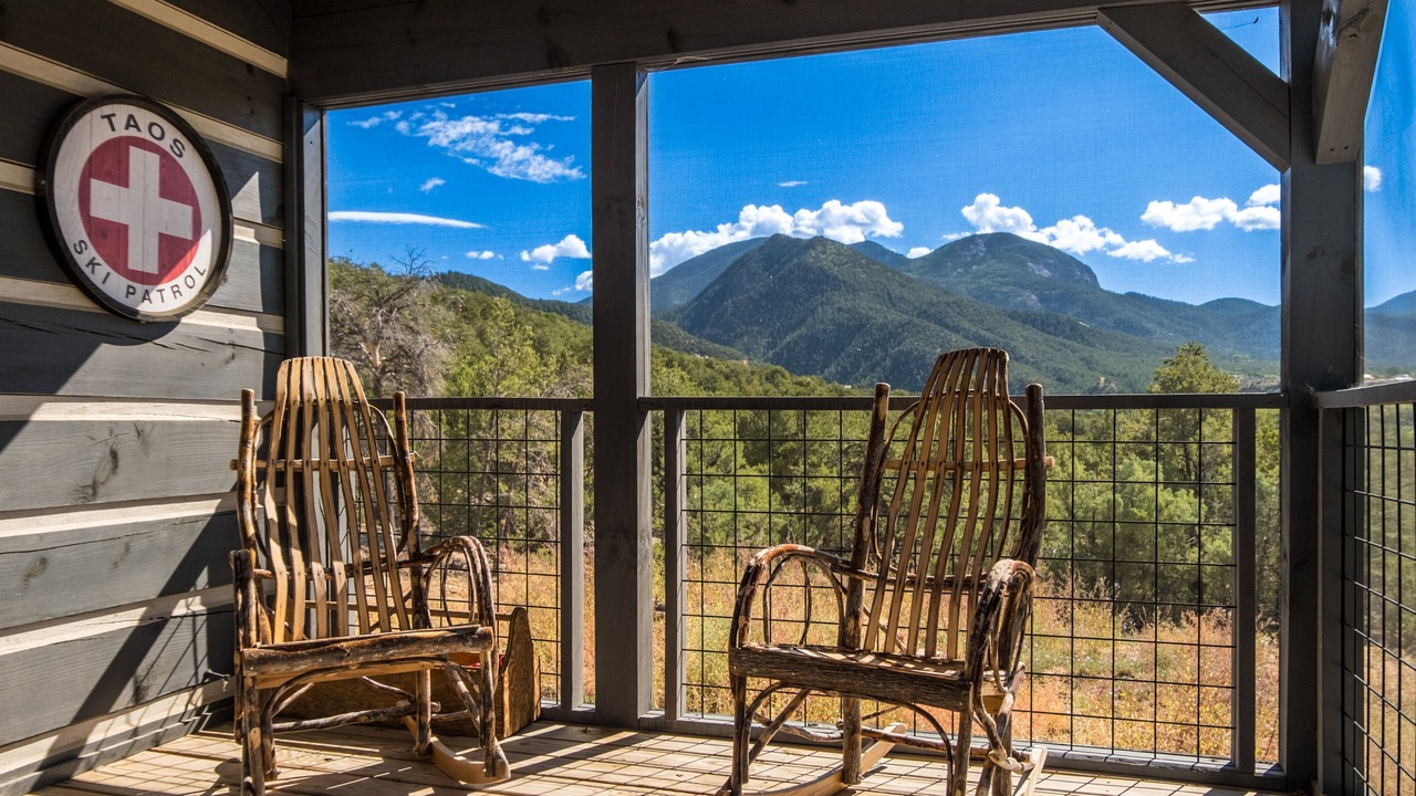 Photo of Patio Balcony in Valdez