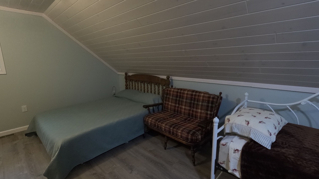 Photo of Bedroom in South Rutland