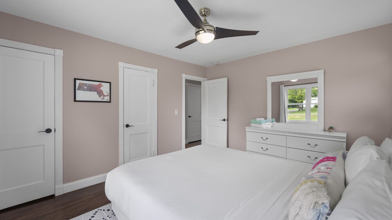 Photo of Bedroom in Pittsfield