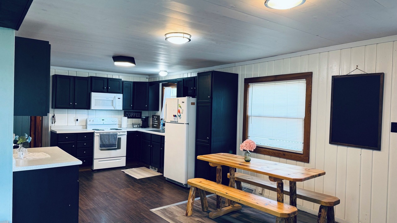 Photo of Kitchen in Northwoods Beach
