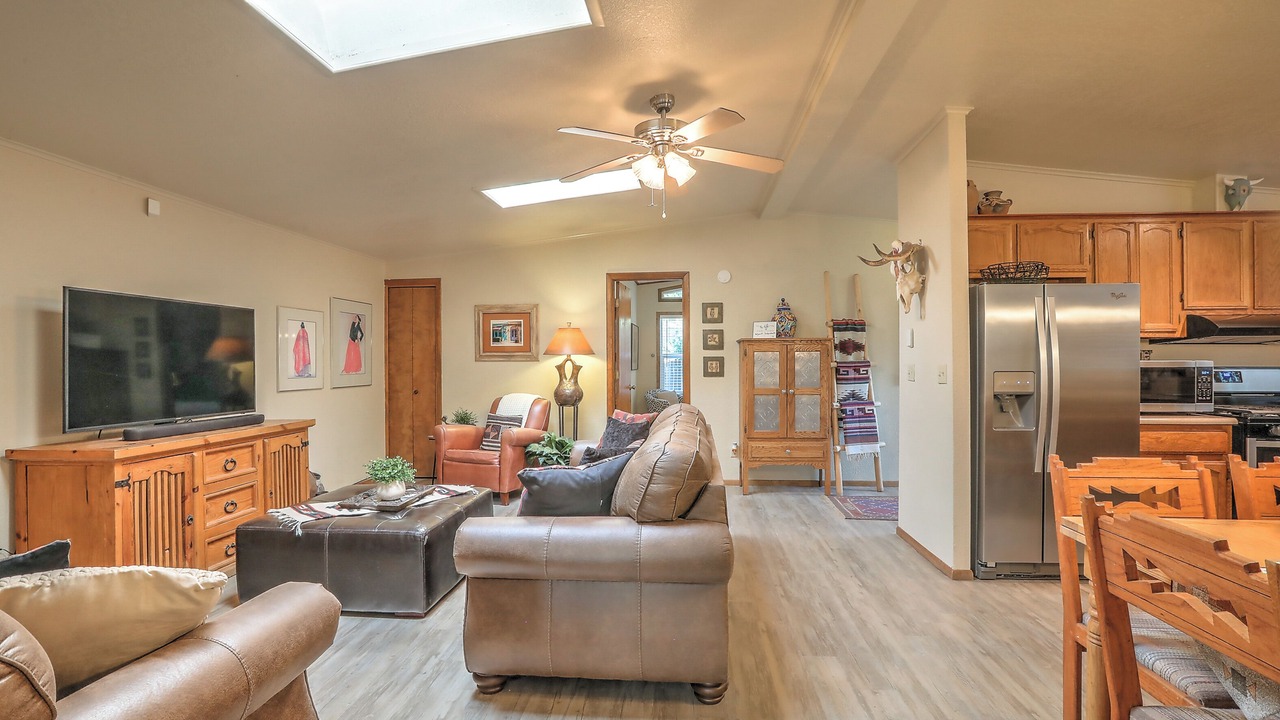 Photo of Livingroom in Northeast Heights