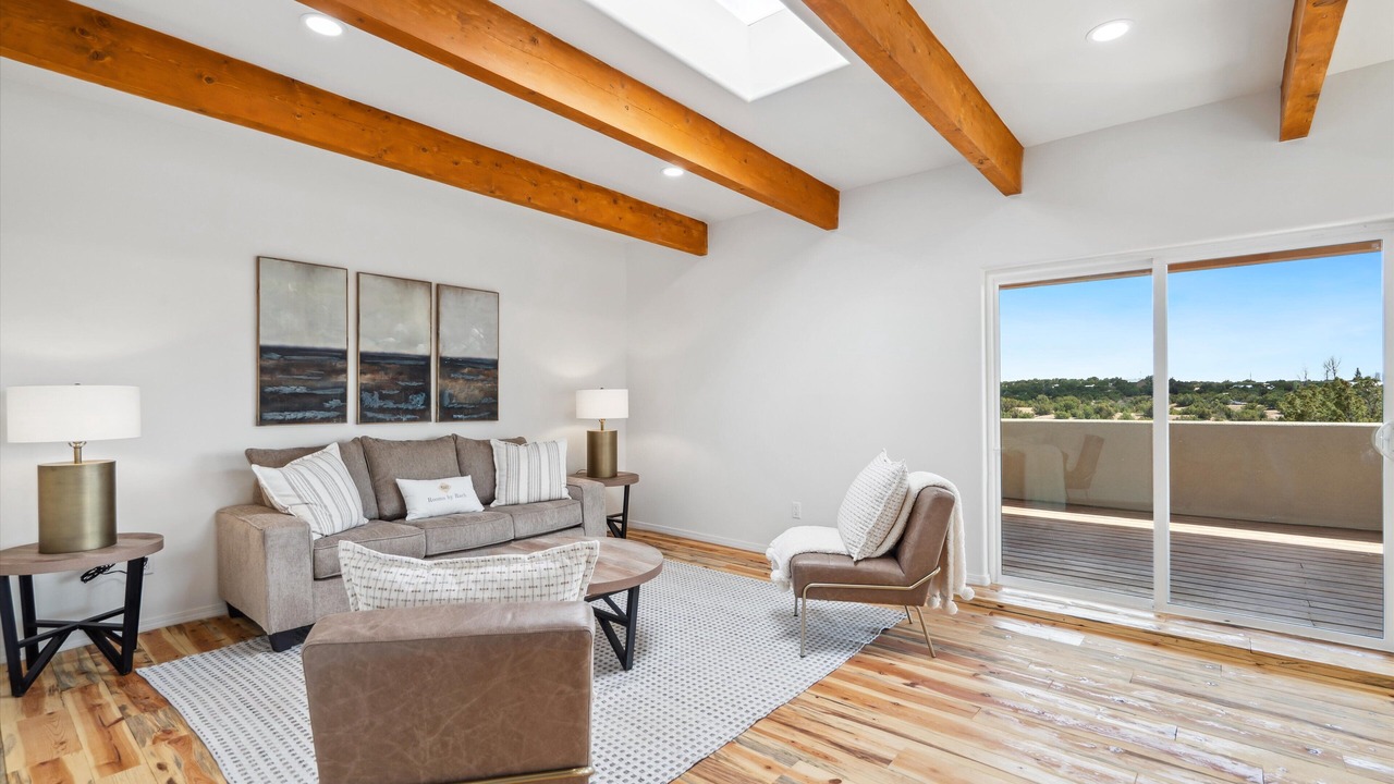 Photo of Livingroom in Canoncito
