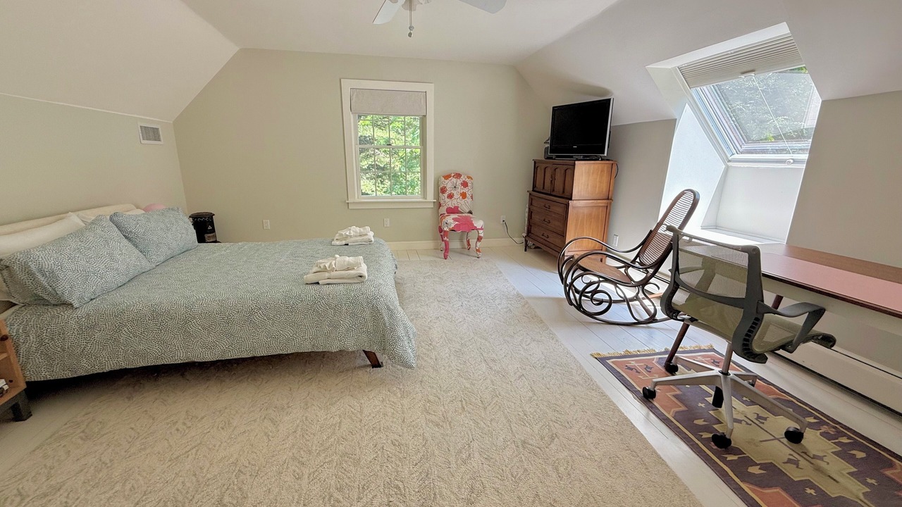 Photo of Bedroom in Glendale
