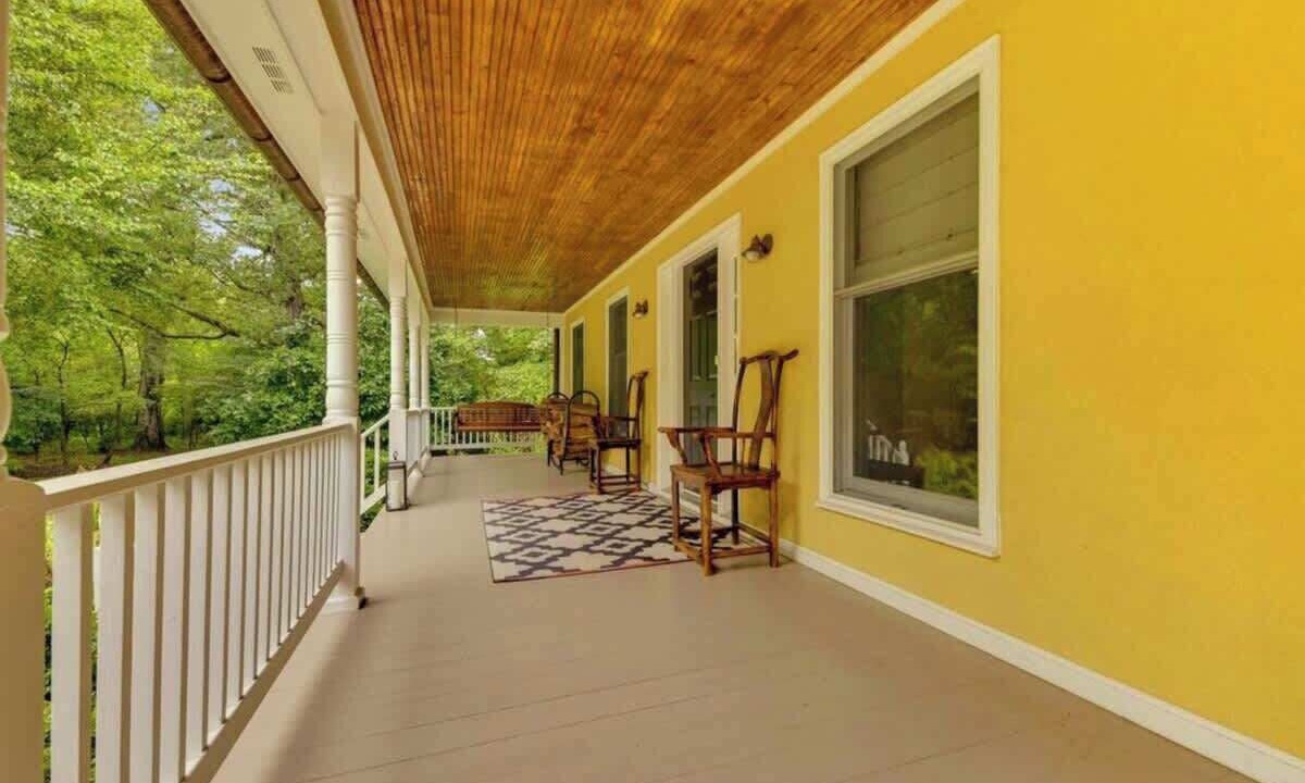 Photo of Patio Balcony in Blue Ridge