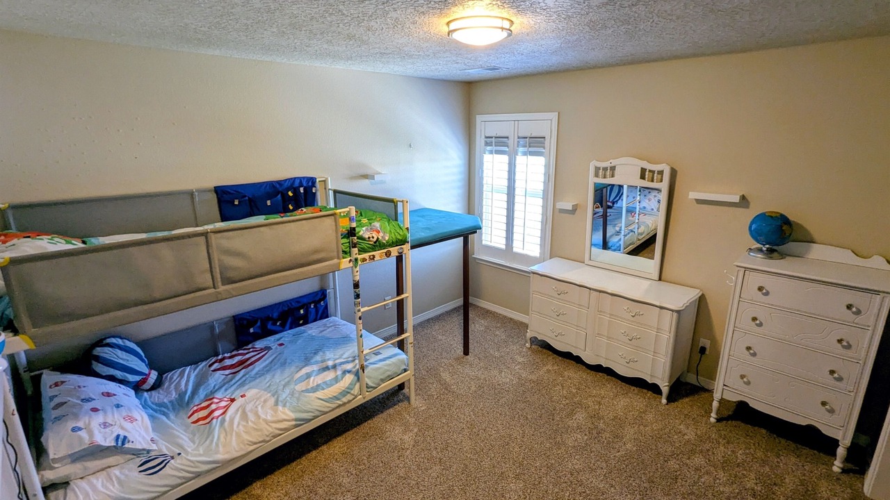 Photo of Bedroom in Rio Rancho