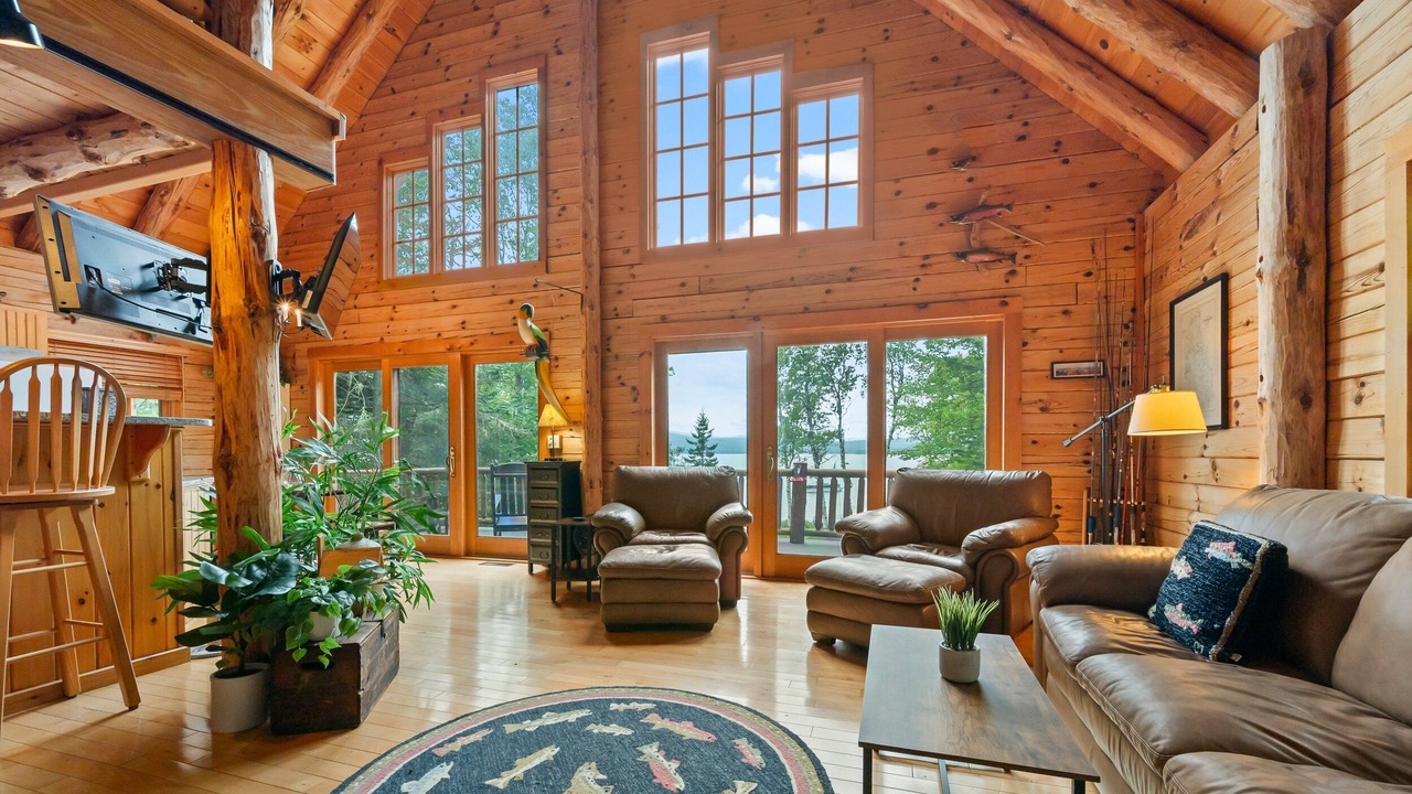 Photo of Livingroom in Rangeley Plantation