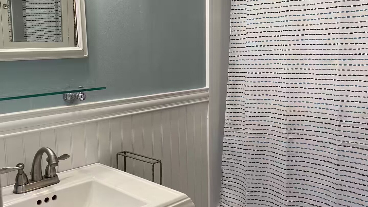 Photo of Bathroom in Old North End