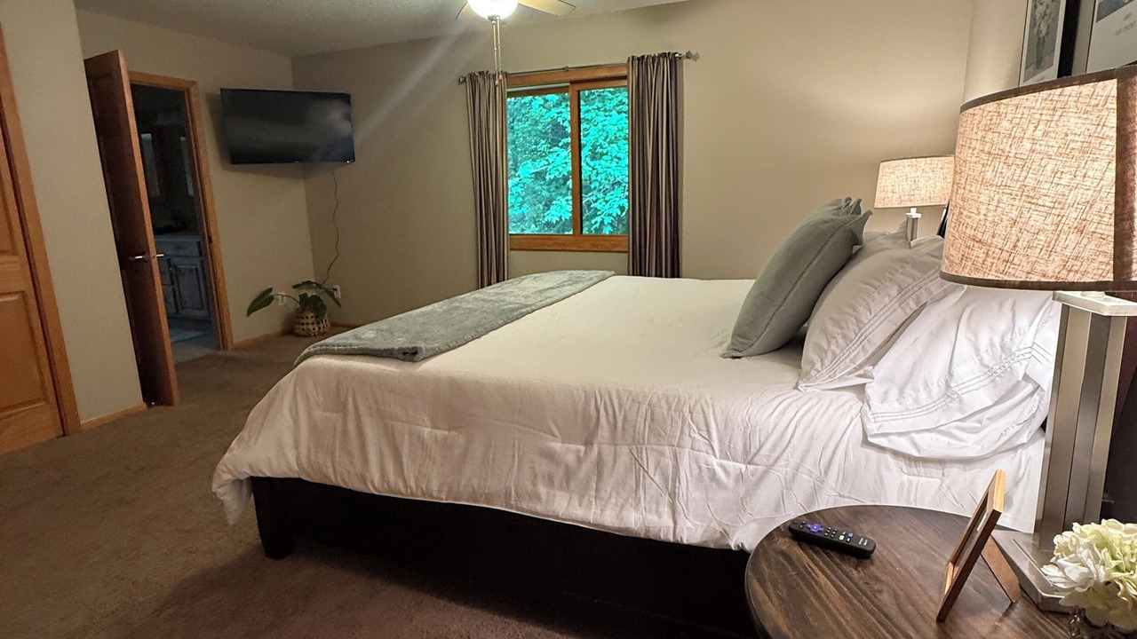 Photo of Bedroom in Stone Lake