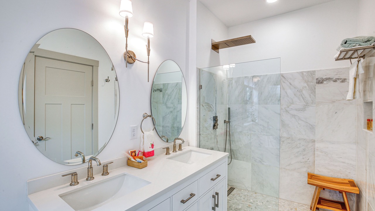 Photo of Bathroom in Pine Island