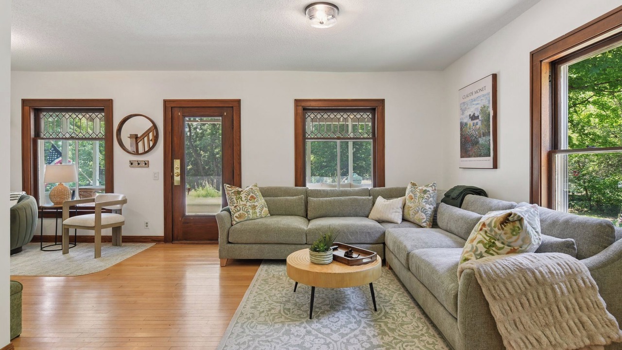 Photo of Livingroom in Minnetonka