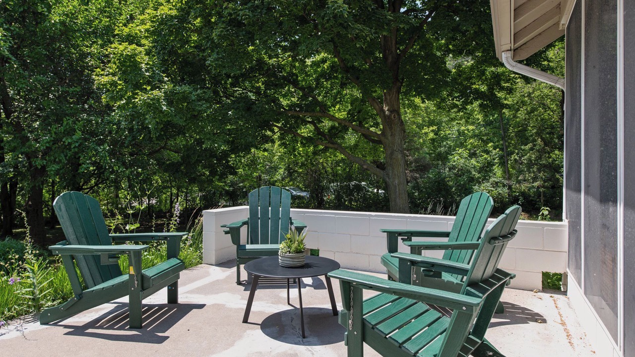 Photo of Patio Balcony in Minnetonka