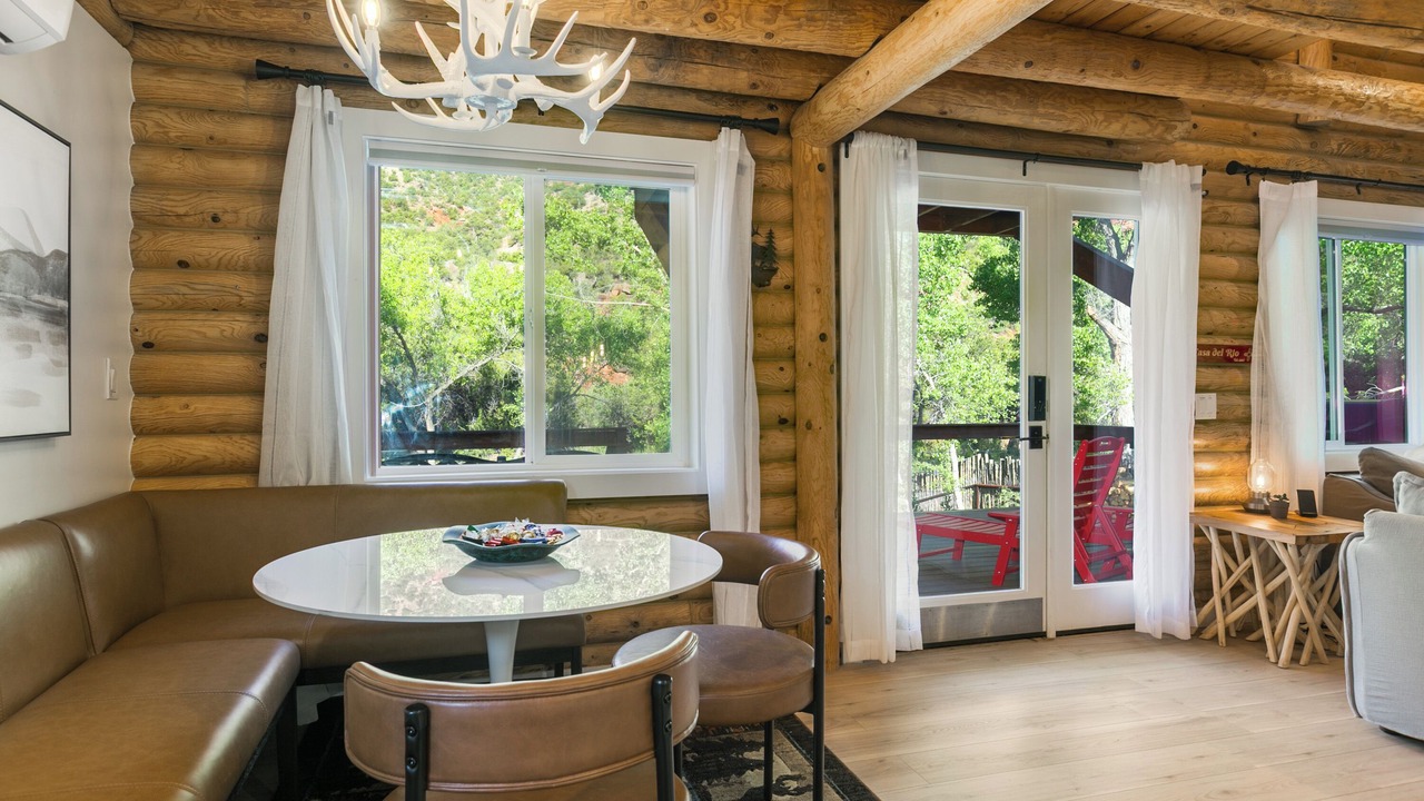 Photo of Livingroom in Jemez Springs