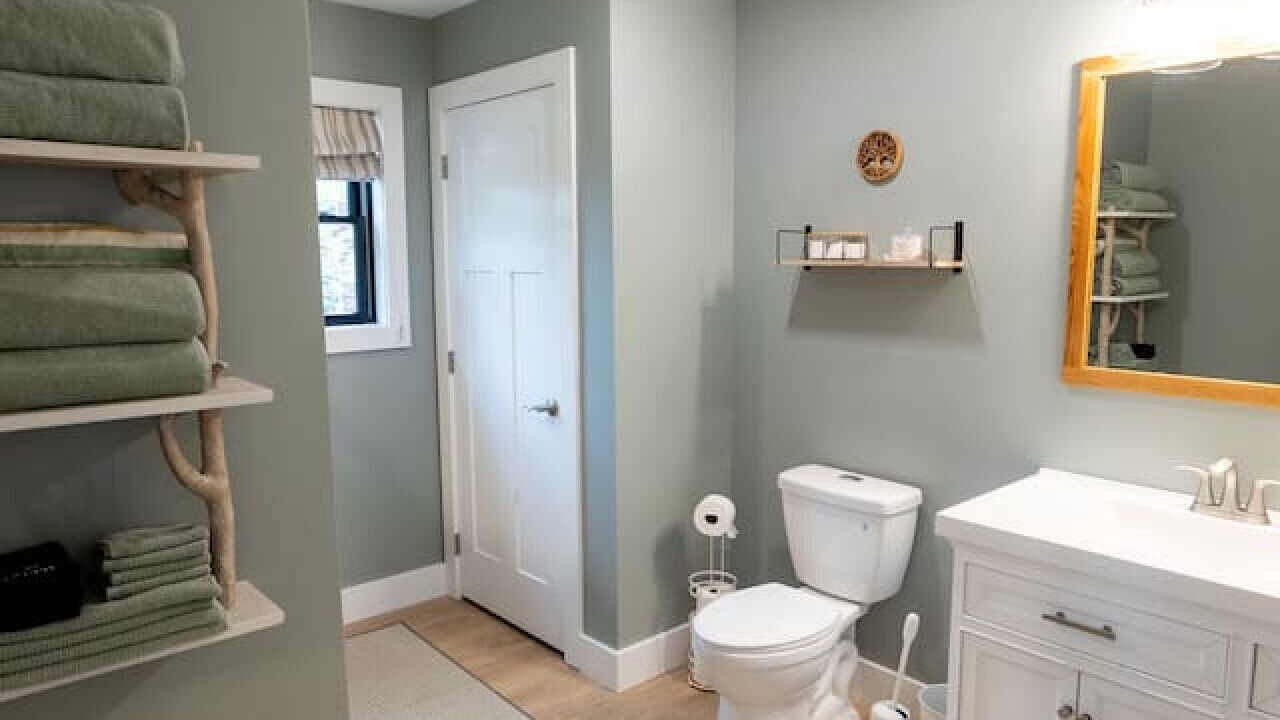 Photo of Bathroom in Mayfield