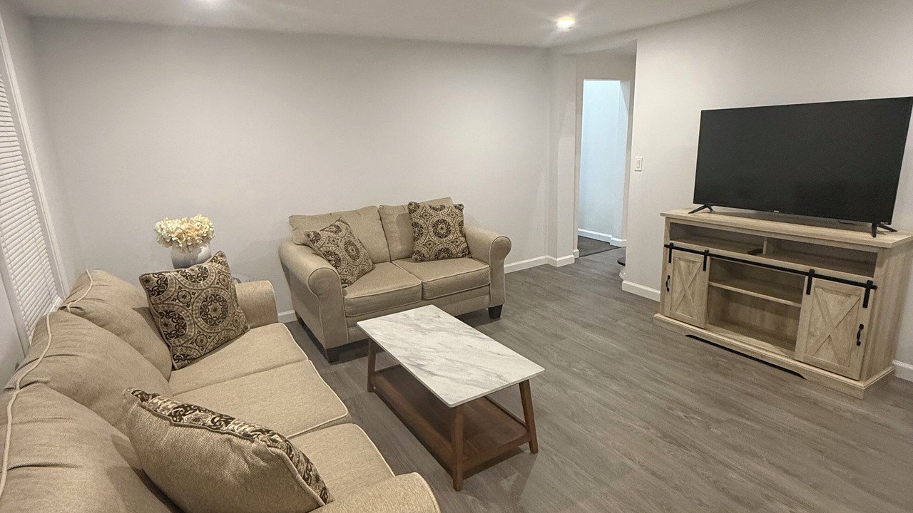 Photo of Livingroom in Bantam