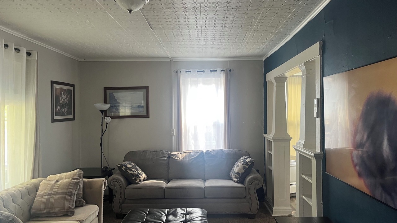 Photo of Livingroom in Highland