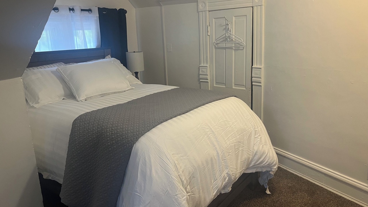 Photo of Bedroom in Highland